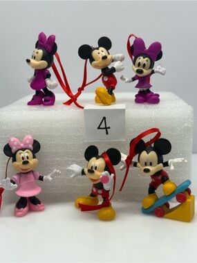 Disney Mickey and Minnie Christmas Ornament set of 6